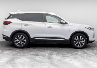 Подержанный автомобиль Chery Tiggo 7 Pro 2021 года (4 фото)