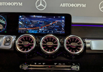 Подержанный автомобиль Mercedes-Benz GLB 2021 года (15 фото)