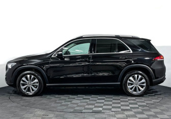 Подержанный автомобиль Mercedes-Benz GLE 2020 года (8 фото)