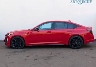 Подержанный автомобиль Cadillac CT5-V 2020 года (8 фото)