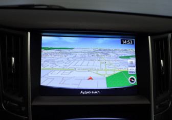 Подержанный автомобиль Infiniti Q50 2017 года (16 фото)