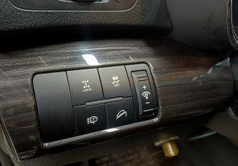 Подержанный автомобиль Kia Sorento 2011 года (20 фото)