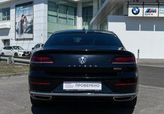 Подержанный автомобиль Volkswagen Arteon 2020 года (6 фото)