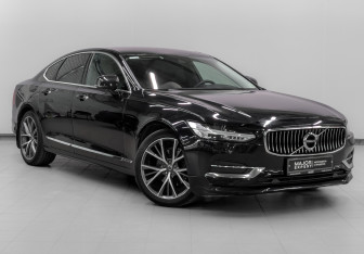 Подержанный автомобиль Volvo S90 2020 года (3 фото)