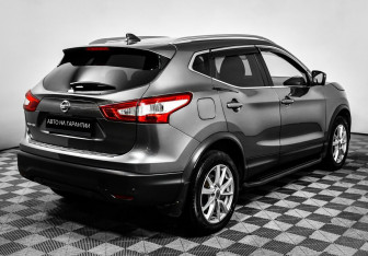 Подержанный автомобиль Nissan Qashqai 2018 года (5 фото)