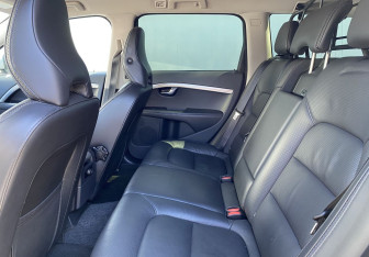 Подержанный автомобиль Volvo XC70 2012 года (10 фото)