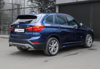Подержанный автомобиль BMW X1 2017 года (4 фото)