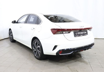 Подержанный автомобиль Kia K3 Sedan 2023 года (6 фото)