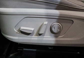 Подержанный автомобиль Kia Sorento 2023 года (15 фото)