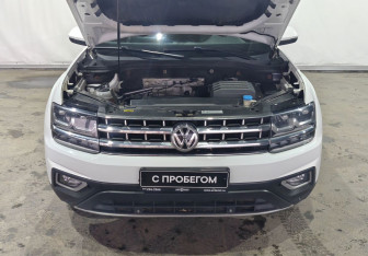 Подержанный автомобиль Volkswagen Teramont 2018 года (21 фото)