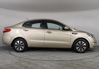 Подержанный автомобиль Kia Rio Sedan 2013 года (4 фото)