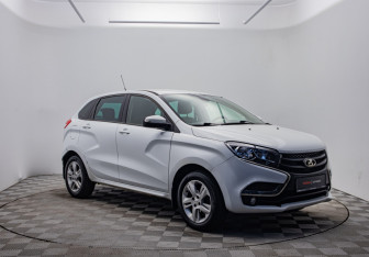 Подержанный автомобиль LADA (ВАЗ) XRAY 2016 года (3 фото)