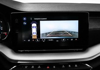 Подержанный автомобиль Skoda Octavia Liftback 2022 года (12 фото)