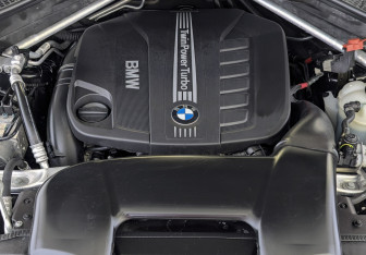 Подержанный автомобиль BMW X6 2018 года (9 фото)