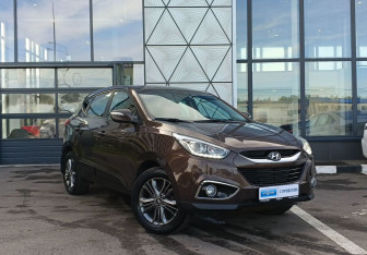 Подержанный автомобиль Hyundai ix35 2014 года (3 фото)