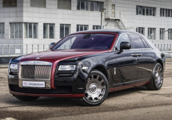 Подержанный автомобиль Rolls-Royce Ghost 2010 года (1 фото)