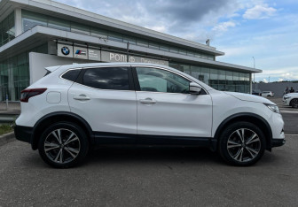 Подержанный автомобиль Nissan Qashqai 2021 года (4 фото)