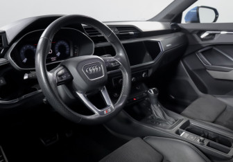 Подержанный автомобиль Audi Q3 Sportback 2021 года (14 фото)