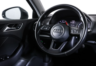 Подержанный автомобиль Audi A3 Sedan 2016 года (13 фото)