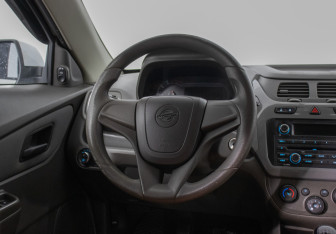 Подержанный автомобиль Ravon R4 2018 года (15 фото)