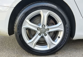 Подержанный автомобиль Audi A5 Liftback 2014 года (10 фото)