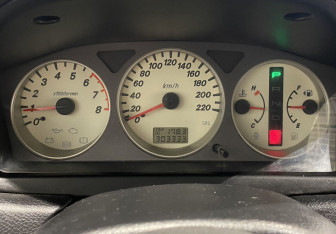 Подержанный автомобиль Mitsubishi Lancer Sedan 2006 года (16 фото)