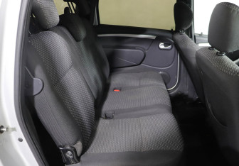 Подержанный автомобиль LADA (ВАЗ) Largus Wagon 2015 года (9 фото)