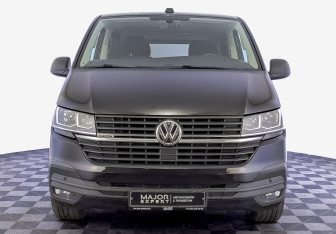 Подержанный автомобиль Volkswagen Multivan 2020 года (2 фото)