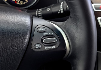 Подержанный автомобиль Infiniti QX60 2018 года (28 фото)