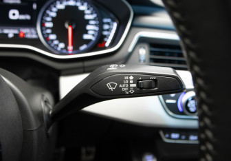 Подержанный автомобиль Audi A5 Liftback 2019 года (17 фото)