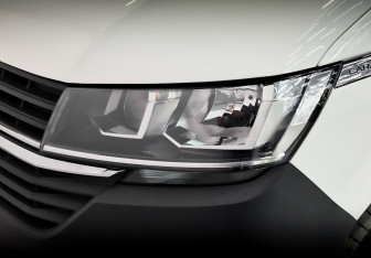 Подержанный автомобиль Volkswagen Caravelle 2021 года (19 фото)