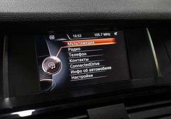 Подержанный автомобиль BMW X3 2015 года (19 фото)