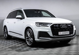 Подержанный автомобиль Audi Q7 2020 года (3 фото)