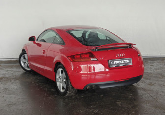 Подержанный автомобиль Audi TT Coupe 2007 года (7 фото)