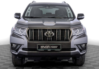 Подержанный автомобиль Toyota Land Cruiser Prado 2021 года (2 фото)