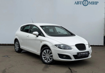 Подержанный автомобиль SEAT Leon Hatchback 2012 года (3 фото)