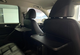 Подержанный автомобиль Volkswagen Tiguan 2010 года (17 фото)