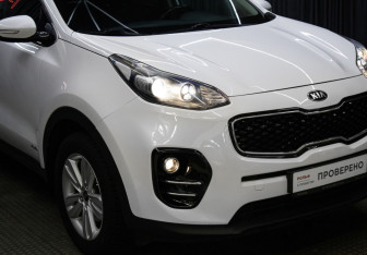 Подержанный автомобиль Kia Sportage 2016 года (22 фото)