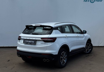 Подержанный автомобиль Geely Coolray 2022 года (8 фото)