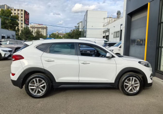 Подержанный автомобиль Hyundai Tucson 2018 года (4 фото)