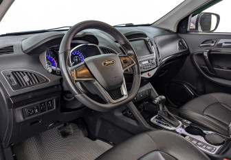 Подержанный автомобиль JAC S5 (Eagle) 2020 года (15 фото)