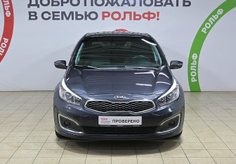 Подержанный автомобиль Kia Ceed Hatchback 2018 года (2 фото)