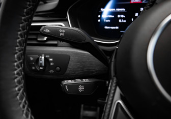 Подержанный автомобиль Audi A5 Liftback 2022 года (12 фото)