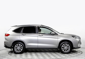Подержанный автомобиль Haval M6 2023 года (3 фото)
