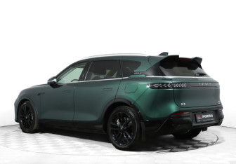 Подержанный автомобиль Voyah Free 2023 года (7 фото)