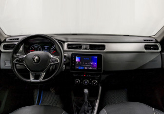 Подержанный автомобиль Renault Arkana 2021 года (22 фото)