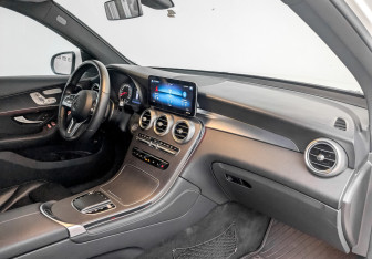 Подержанный автомобиль Mercedes-Benz GLC Coupe 2020 года (11 фото)