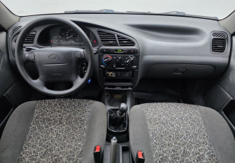 Подержанный автомобиль ЗАЗ Chance Sedan 2010 года (11 фото)