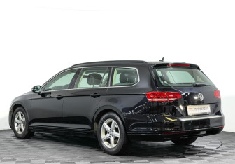 Подержанный автомобиль Volkswagen Passat Wagon 2018 года (7 фото)