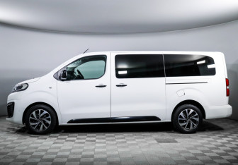 Подержанный автомобиль Citroen SpaceTourer 2018 года (8 фото)